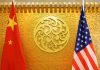 Trump tuyên bố tăng thuế đối với hàng hóa Trung Quốc, căng thẳng leo thang trong các cuộc đàm phán thương mại.