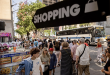 Chính sách của Tổng thống Trump bắt đầu tác động tới kinh tế Mỹ