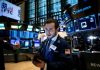 Chứng khoán Mỹ đuối sức sau cuộc họp Fed, giá dầu tăng nhờ lạc quan về thương mại